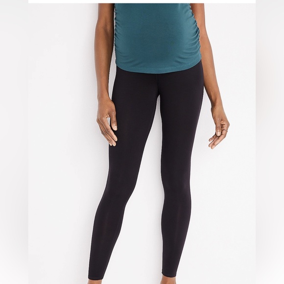 Everyday Black Over The Bump Maternity Legging - Picture 3 of 3